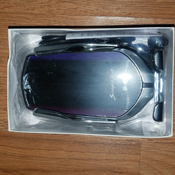 NIB Smart Wireless charger - Picture 3 of 3